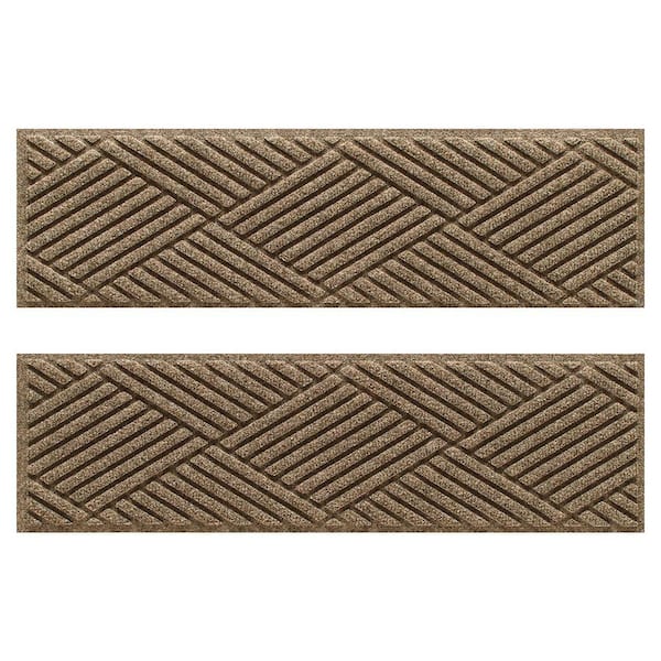 Waterhog Diamonds 8.5 in. x 30 in. PET Polyester Indoor Outdoor Stair Tread Cover (Set of 4) Camel