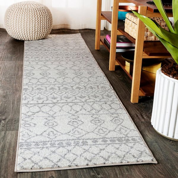 JONATHAN Y Izil Moroccan Beni Souk Cream/Gray 2 ft. x 8 ft. Runner Rug