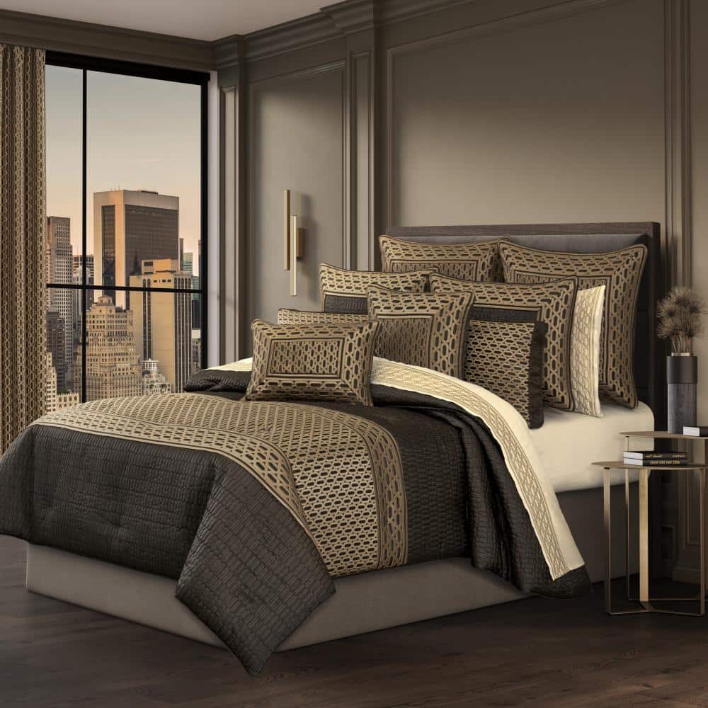 Melbourne Bronze Polyester King/Cal King 3-Piece Comforter Set