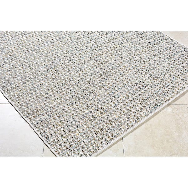 Crete Light Grey Cottage 5 ft. x 7 ft. Indoor/Outdoor Area Rug