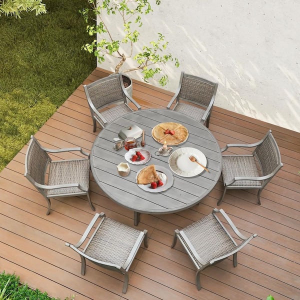 Tampa 7-Piece Aluminum Outdoor Dining Set, 6 Dining Armchairs and Round Dining Table