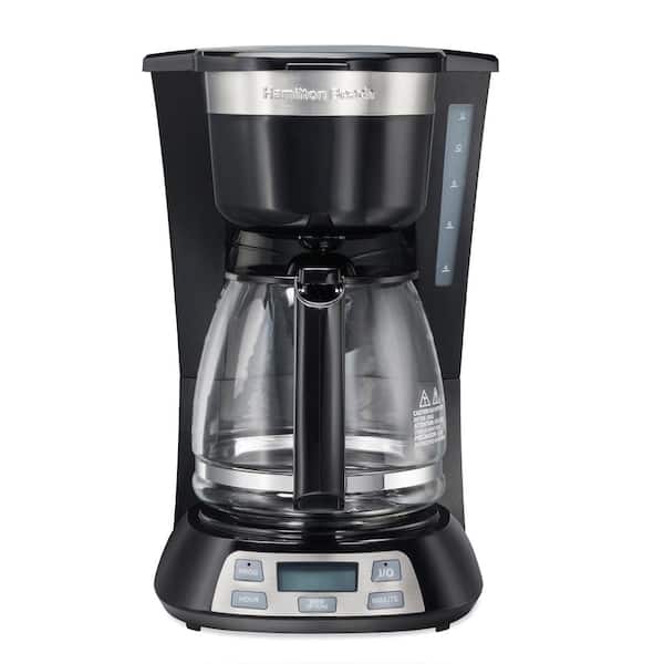 https://images.thdstatic.com/productImages/01527738-58d4-4b58-ae02-5918262967a4/svn/black-stainless-steel-hamilton-beach-drip-coffee-makers-49632-64_600.jpg