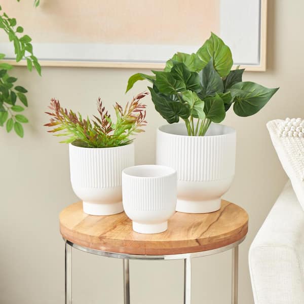 Litton Lane 9 in., 8 in. and 6 in. Small White Ceramic Planter with Linear Grooves and Tapered Bases (3-Pack)