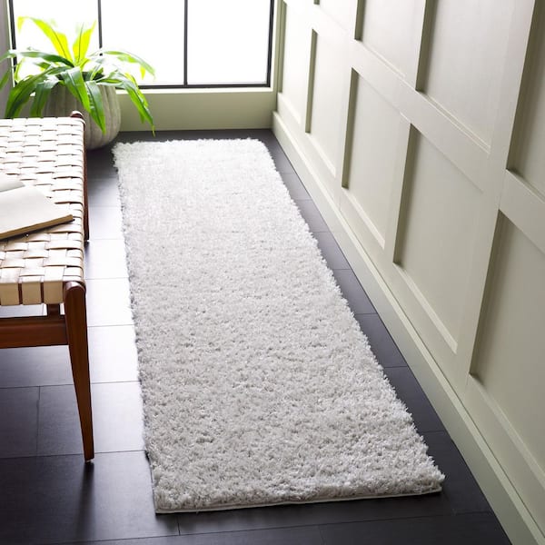 Lindsay Shag 2 ft. x 8 ft. Gray Modern Solid Runner Rug