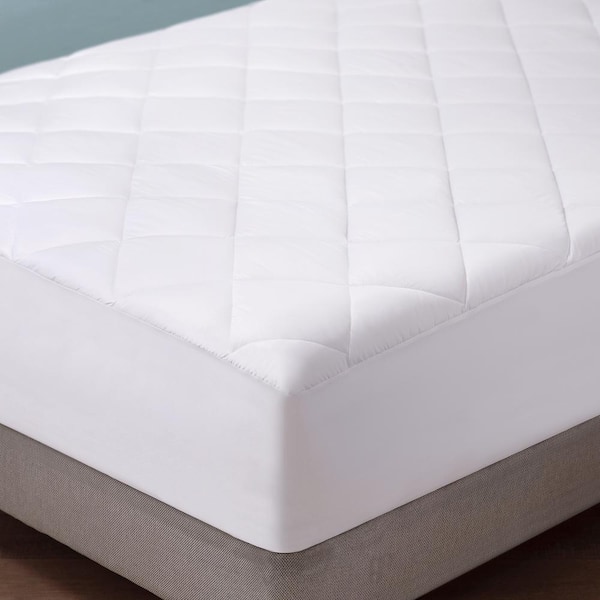 https://images.thdstatic.com/productImages/017f5001-c135-4797-a415-cd7d272a70b9/svn/allied-home-mattress-pads-mp002020c-4f_600.jpg