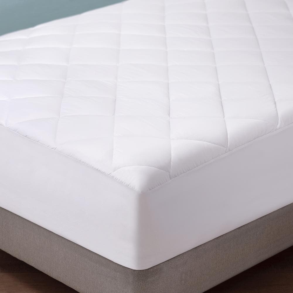 White Quilted Down Alternative California King Mattress Pad