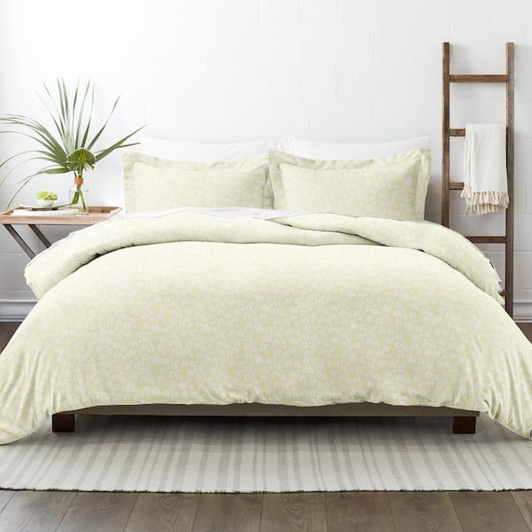 https://images.thdstatic.com/productImages/018825da-bf97-40f7-bb16-5334e0d60881/svn/becky-cameron-bedding-sets-ieh-duv-wt-tw-iv-64_600.jpg