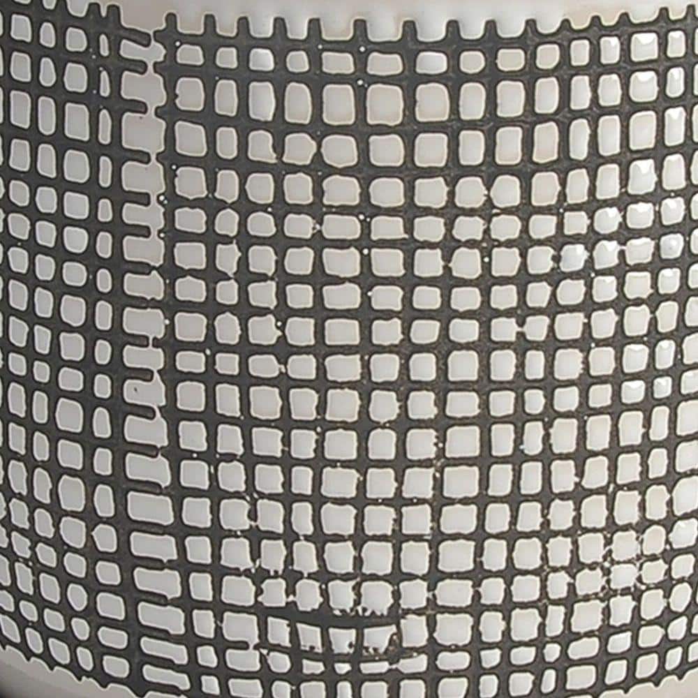 Classic Gray and White Ceramic Planter with Mesh Design, 6"