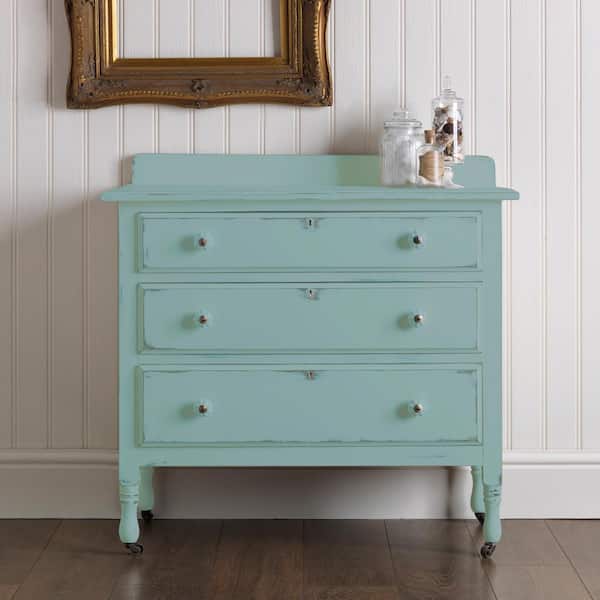 Shabby White Dresser {With Chalk Paint} – A Diamond in the Stuff