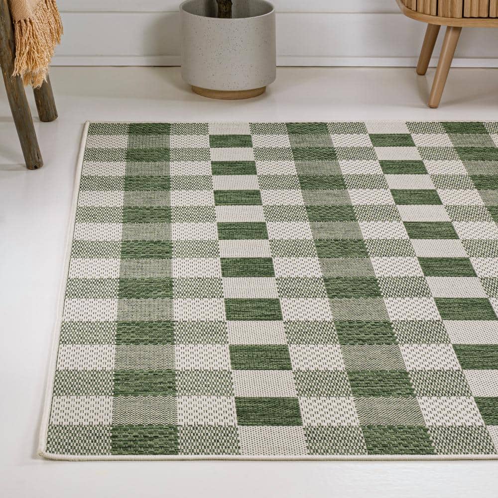Darcy Green and Cream Geometric Synthetic Indoor/Outdoor Area Rug