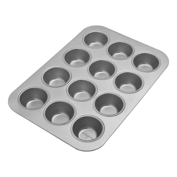 Chicago Metallic Commercial II 12-Cup Muffin Pan