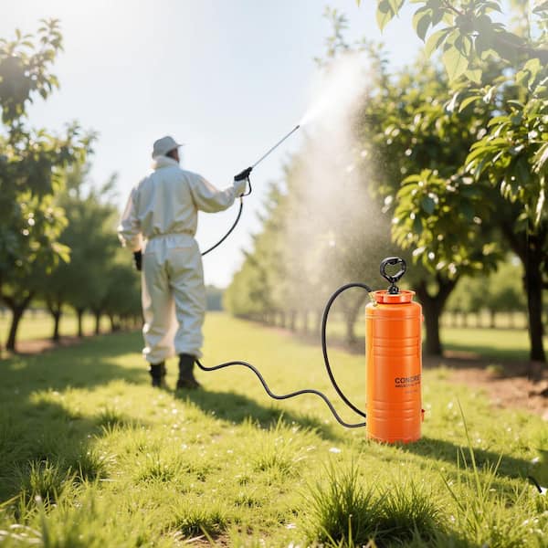 Industrial Concrete Sprayer, 3.5 Gal. Steel Tank, Tri-Poxy Pump, 20.5 in. Wand, 48 in. and 120 in. Hoses, 2 Nozzles