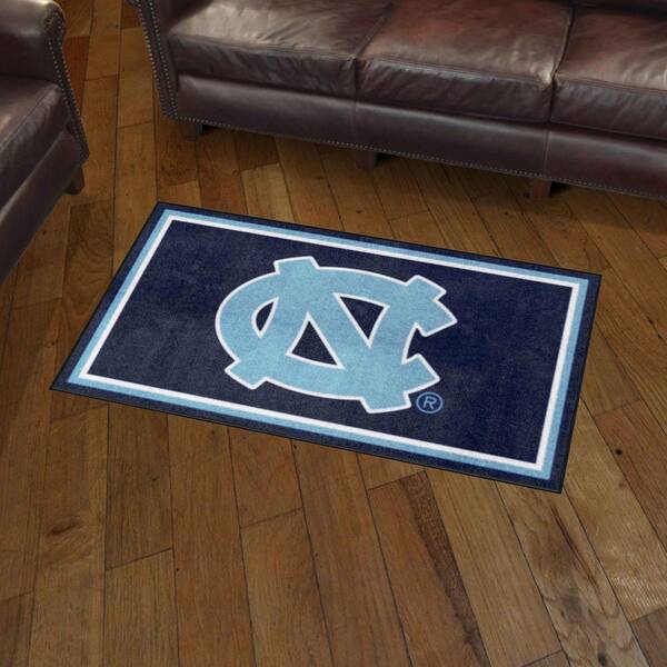 FANMATS North Carolina Tar Heels Logo Rug