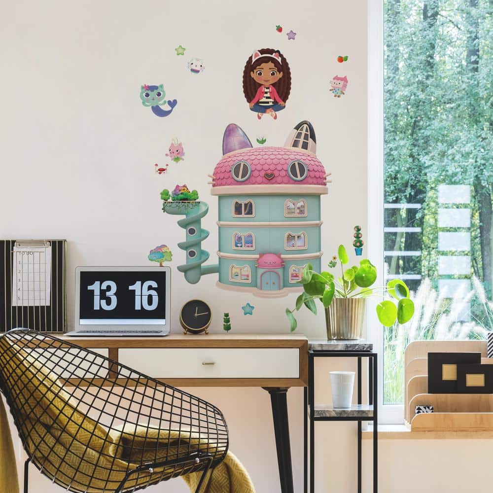 DreamWorks Gabby's Dollhouse Giant Peel and Stick Wall Decal Set
