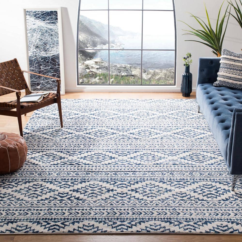 Ivory and Navy Geometric Hand-knotted 4' x 6' Area Rug