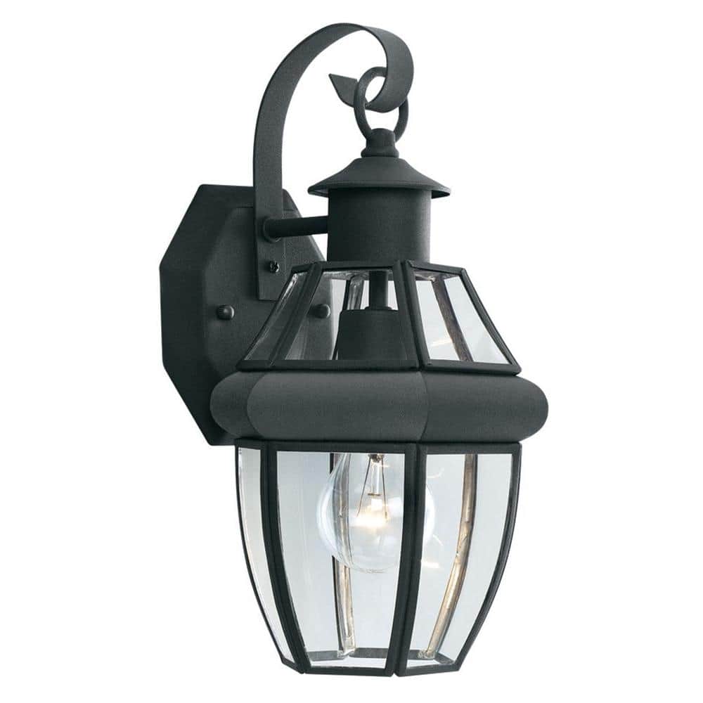 Thomas Lighting Heritage 1-Light Black Outdoor Wall-Mount Lantern Sconce  SL94137