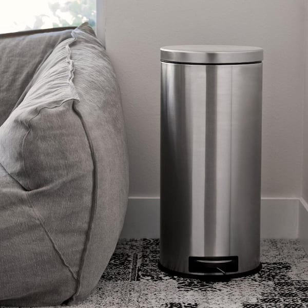 https://images.thdstatic.com/productImages/01ce540a-2664-4d43-836a-5f168f4b0870/svn/stylewell-indoor-trash-cans-sty-sot-30-1-c3_600.jpg