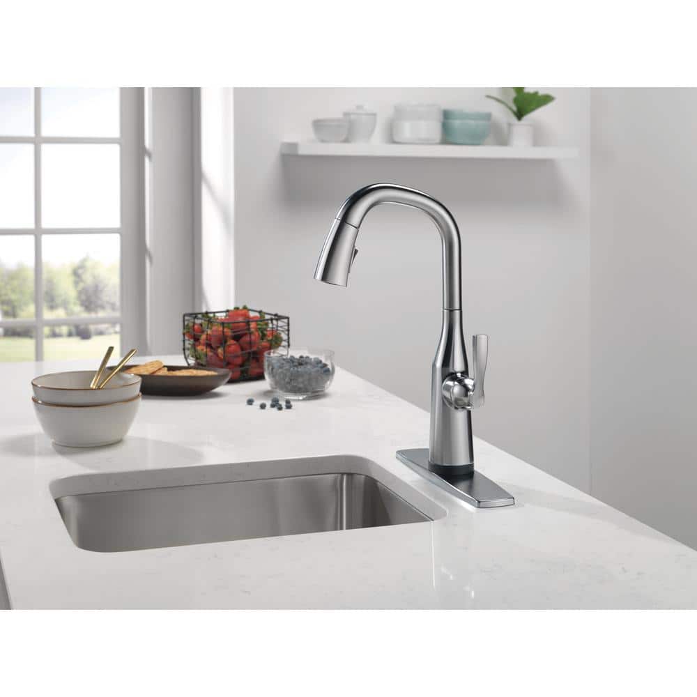 Arctic Stainless Steel Modern Pull-Out Spray Bar Faucet