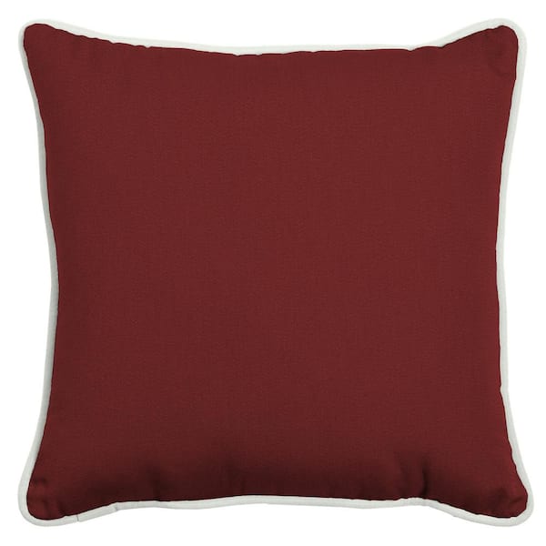 https://images.thdstatic.com/productImages/0218af61-8400-4d06-9b46-fcd009f48bbe/svn/arden-selections-outdoor-throw-pillows-am0dn02c-d9z1-64_600.jpg