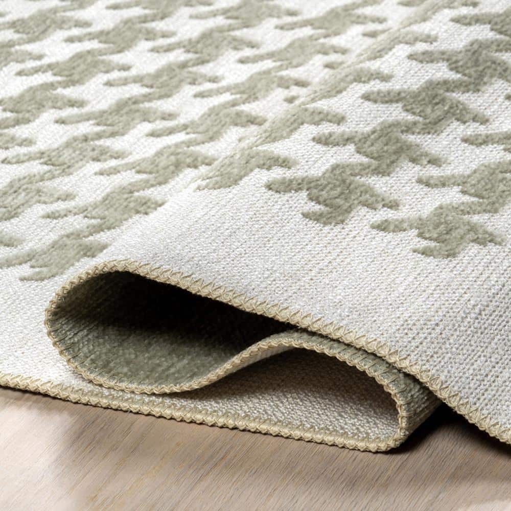 Green and White Geometric Reversible 4' x 6' Area Rug
