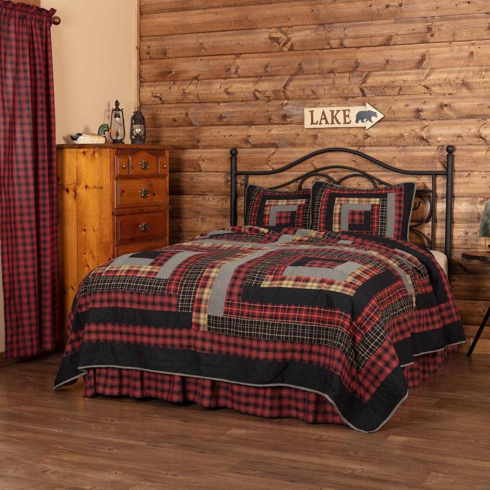 Cumberland Black and Red Cotton Reversible Queen Quilt Set