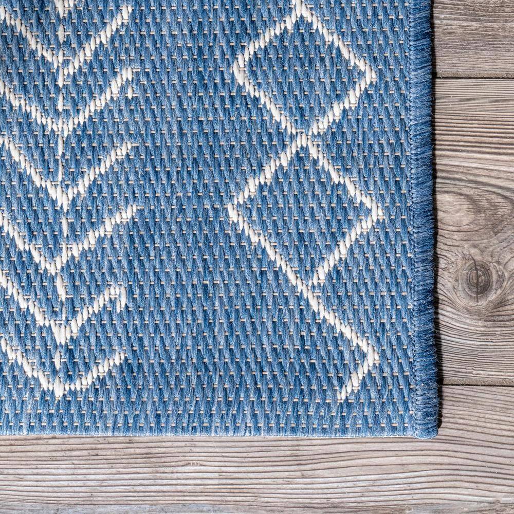 Blue Moroccan Pattern Stain-Resistant Synthetic Area Rug