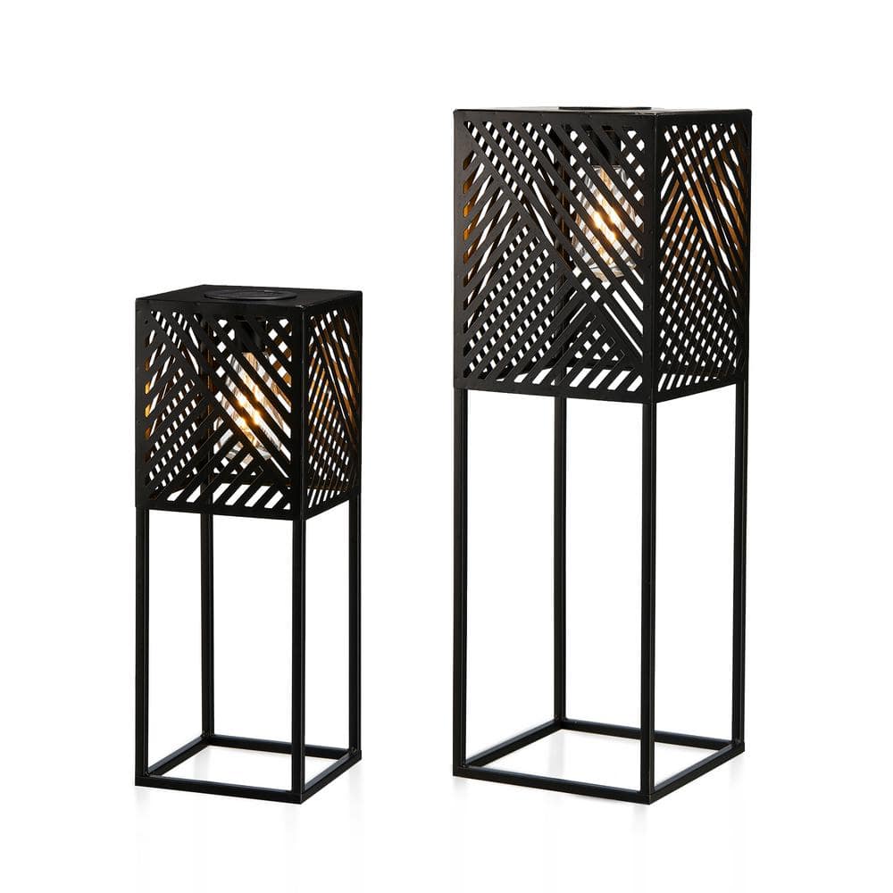 Glitzhome 23.75 in. H Black Metal Stripes Geometric Solar