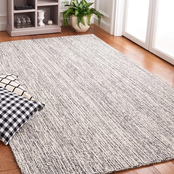 Abstract Black/Gray 4 ft. x 6 ft. Classic Crosshatch Area Rug