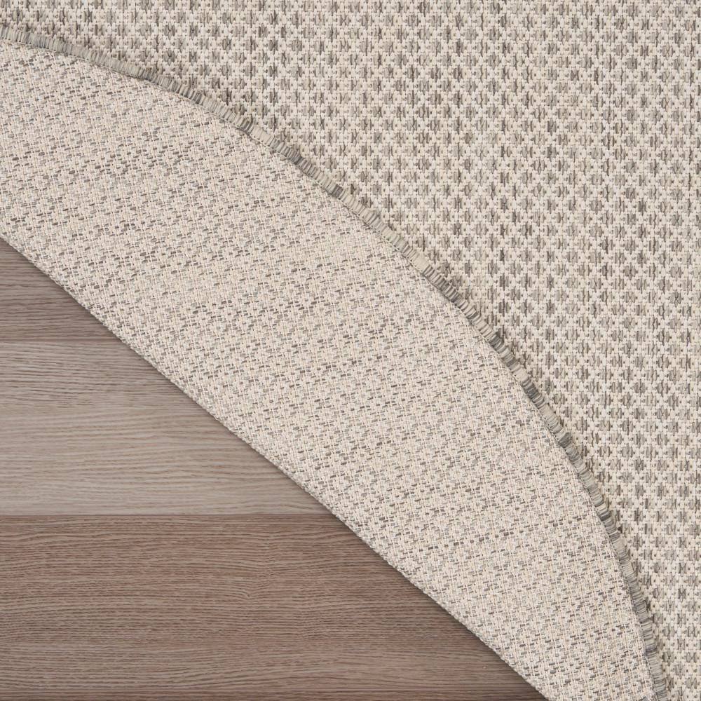 Courtyard Geometric Ivory Silver 5' x 7' Oval Synthetic Rug