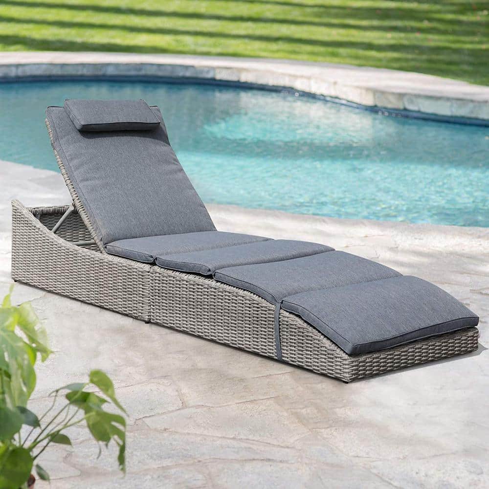 1-Piece Folding Adjustable Wicker Outdoor Chaise Lounge Chair with Dark Gra