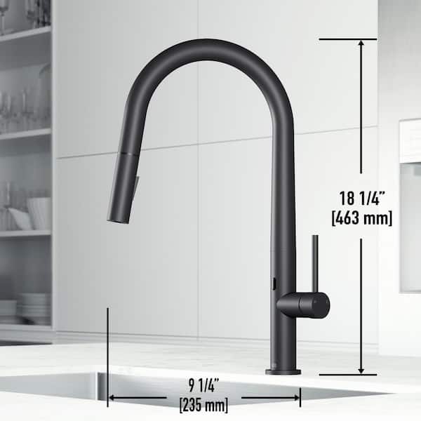 VIGO Greenwich Single-Handle Pull-Down Sprayer Kitchen Faucet with