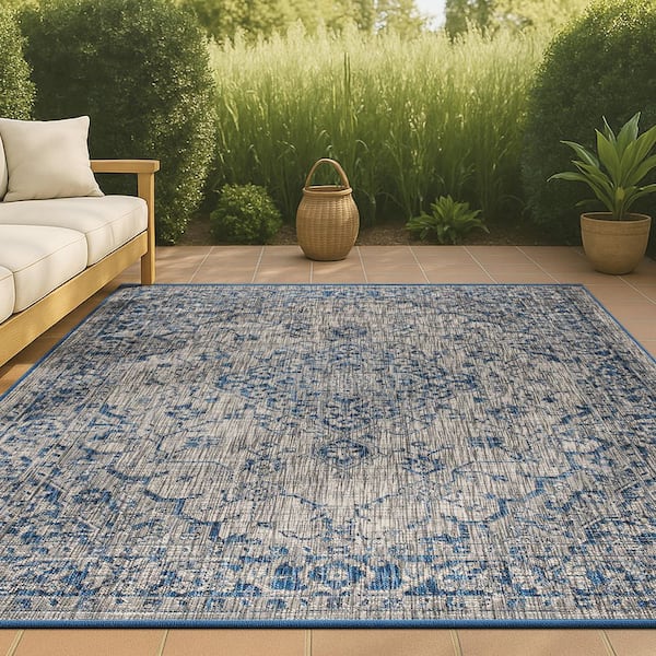 JONATHAN Y Rozetta Boho Medallion Gray/Navy 7 ft. 9 in. x 10 ft. Textured Weave Indoor/Outdoor Area Rug