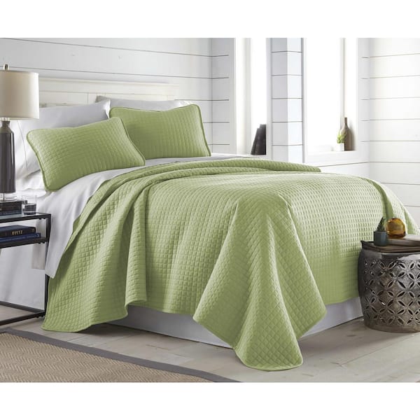 Southshore Fine Linens Vilano Oversized Green King Microfiber Quilt and Sham Set