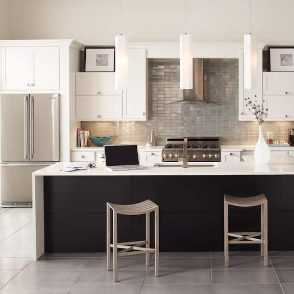 Thomasville Artisan Custom Kitchen Cabinets Shown In Modern Style Hdinsttssh The Home Depot