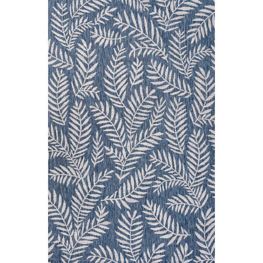 5' x 8' Navy and Ivory Palm Frond Indoor/Outdoor Area Rug