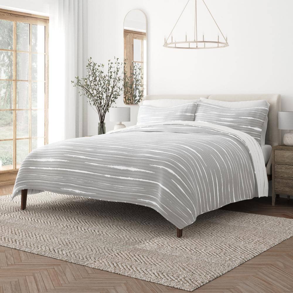 Light Gray Full Microfiber Reversible Quilt Set