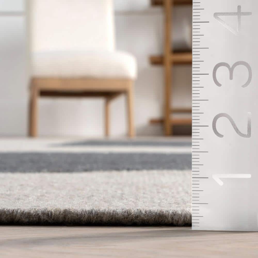 Blue and Gray Wool Colorblocked 4' x 6' Area Rug