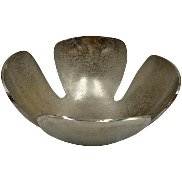 castellousa 9 in. Decorative Aluminum Clover Bowl in Nickel