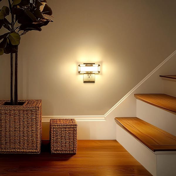6-Pack 2W Plug-in Dusk-to-Dawn LED Night Lights with Modern Solar Wall Lamp Style and 3000K Warm Light, White Housing