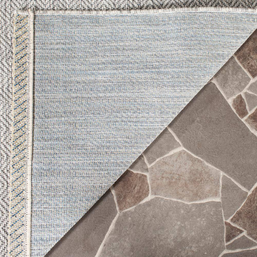 Contemporary Gray 6'7" Square Synthetic Indoor/Outdoor Rug
