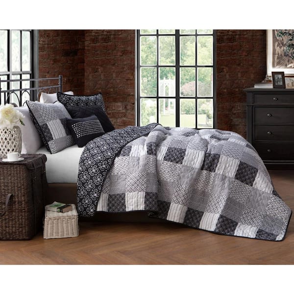 Avondale Manor Evangeline 4-Piece Black/White Twin Quilt Set