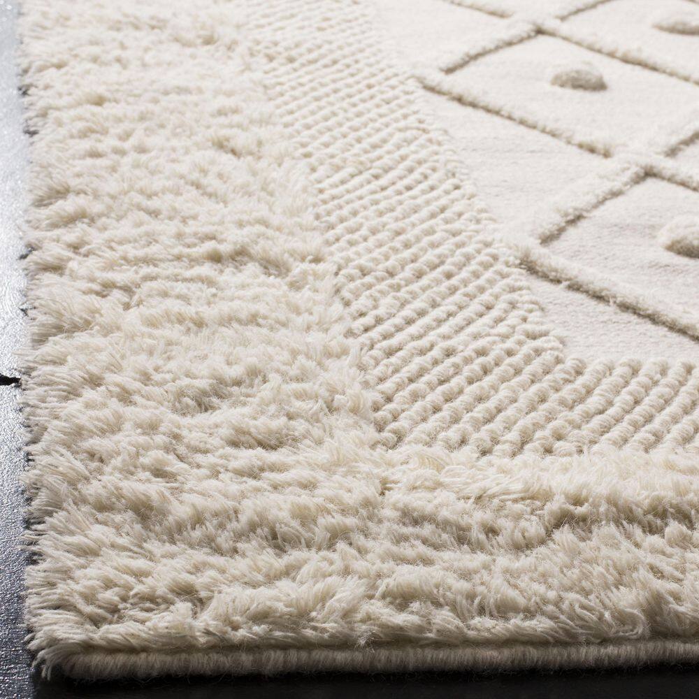 Ivory Hand-Knotted Wool and Cotton 8' x 10' Area Rug