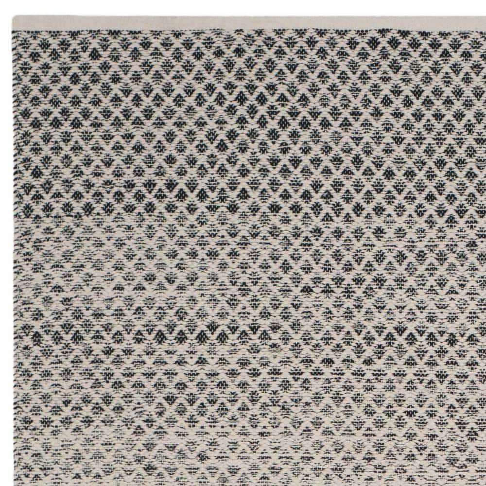 Montauk Black and Ivory Cotton Geometric 5' x 8' Area Rug