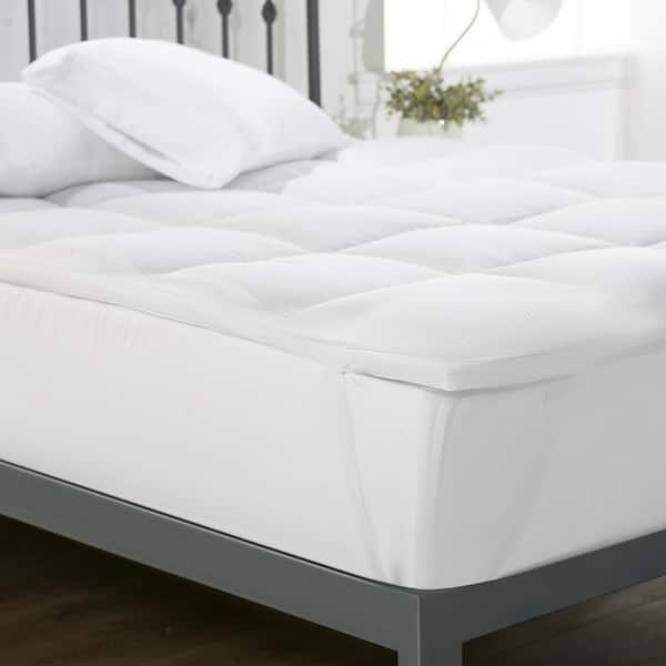 Becky Cameron 2 in. Plush Extra Deep Pocket Down Alternative King Mattress Topper