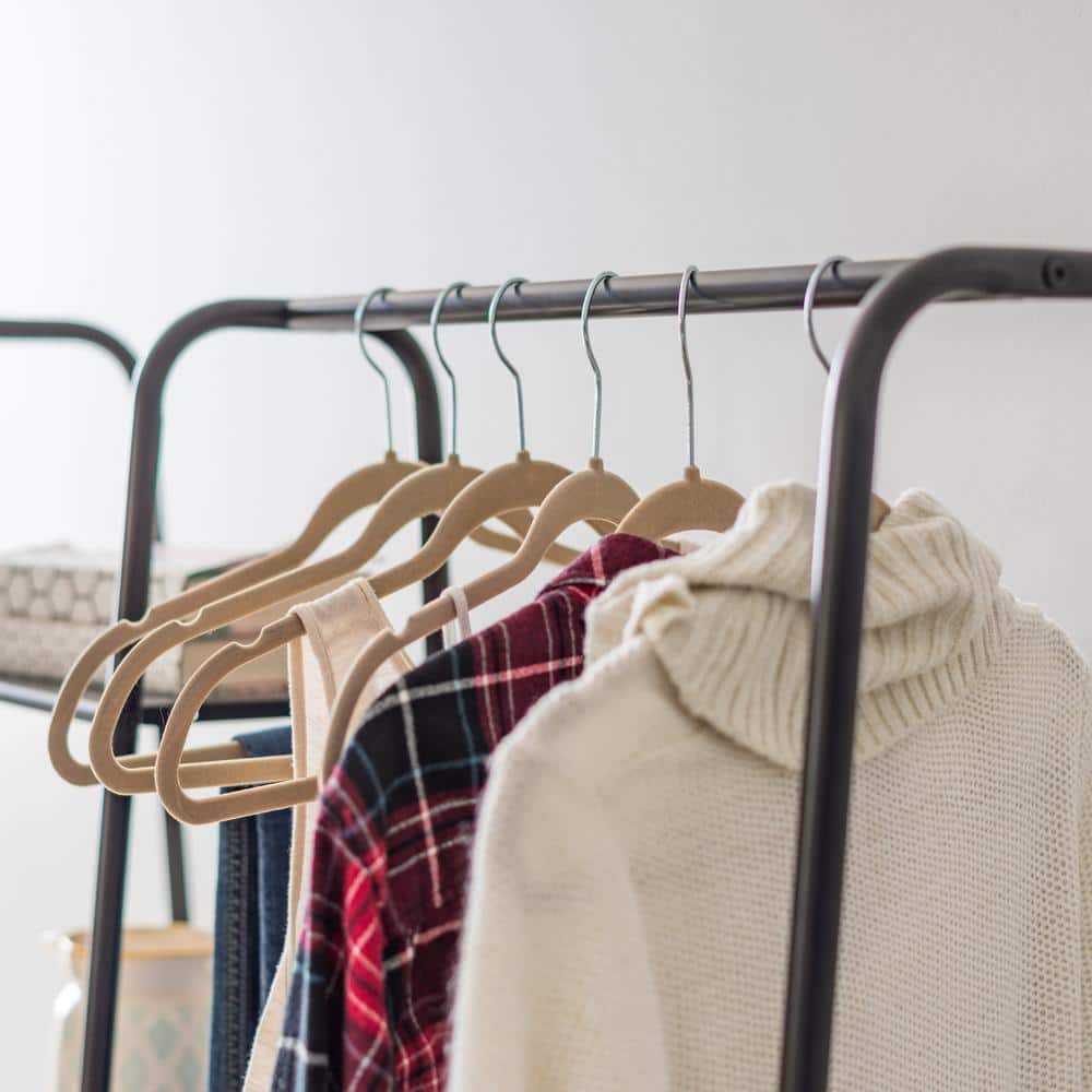 Black Metal Portable Garment Rack with Shelves
