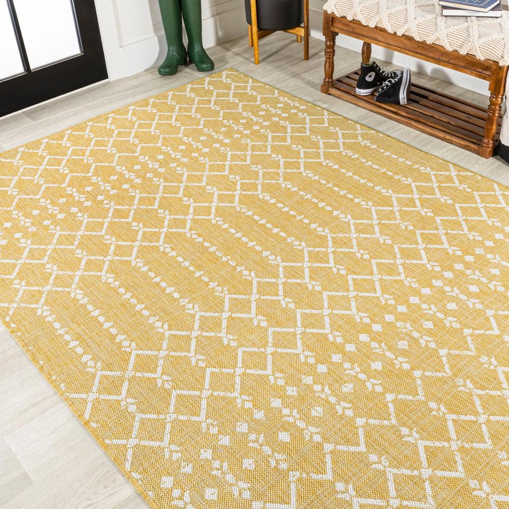 Boho-Chic Moroccan Geometric Black and Gray 5' x 7' Outdoor Area Rug