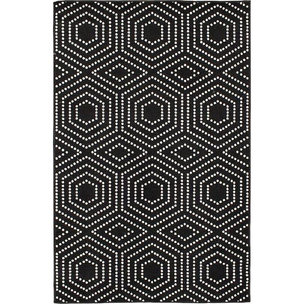 LOOMAKNOTI Tecopa Kaharie Black 7 ft. 10 in. x 9 ft. 10 in. Geometric Polypropylene Indoor/Outdoor Area Rug