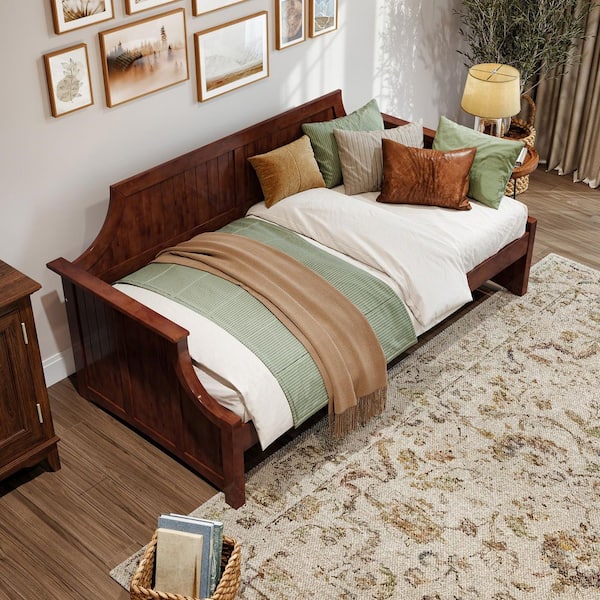Cambridge Walnut Twin Solid Wood Daybed