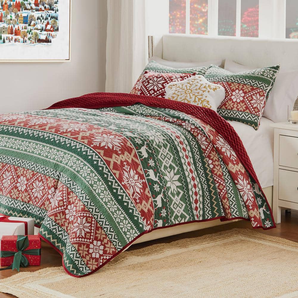 Fair Isle Red and Green Reversible Twin Microfiber Quilt Set
