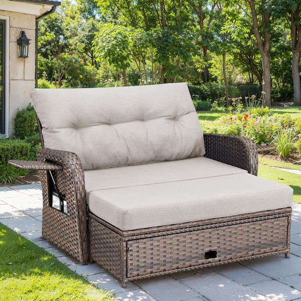 Pocassy Brown Wicker Outdoor Sofa Day Bed Loveseat Sun Lounger for